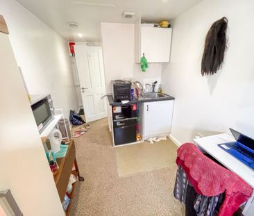 1 Bedroom Flat To Rent in Talbot Village - £600 pcm Tenancy Info - Photo 4