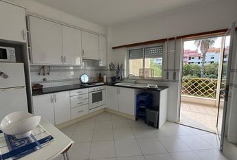 Excelente Apartamento T2 localizado em zona privilegiada de Albufeira.