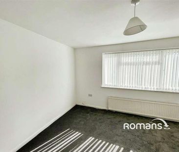Booker Lane, High Wycombe, Buckinghamshire, HP12 - Photo 6