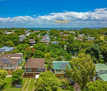 Recently Renovated - Family Home in Margate - Photo 1