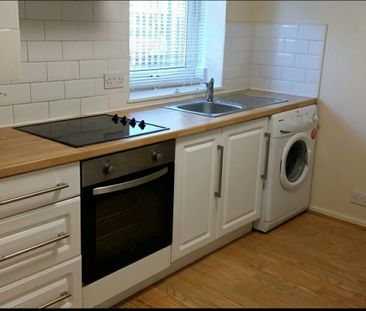 1 Bed Flat, Meanwood Road, LS6 - Photo 5