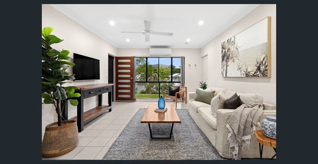 Coolum Two Bedroom Duplex - Photo 1