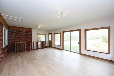 For Lease - 90 Centre Avenue, Toronto, Ontario - Photo 3