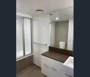 2 Bedroom Awesome Views from Level 31 - Mantra Residences @ Southpo... - Photo 5