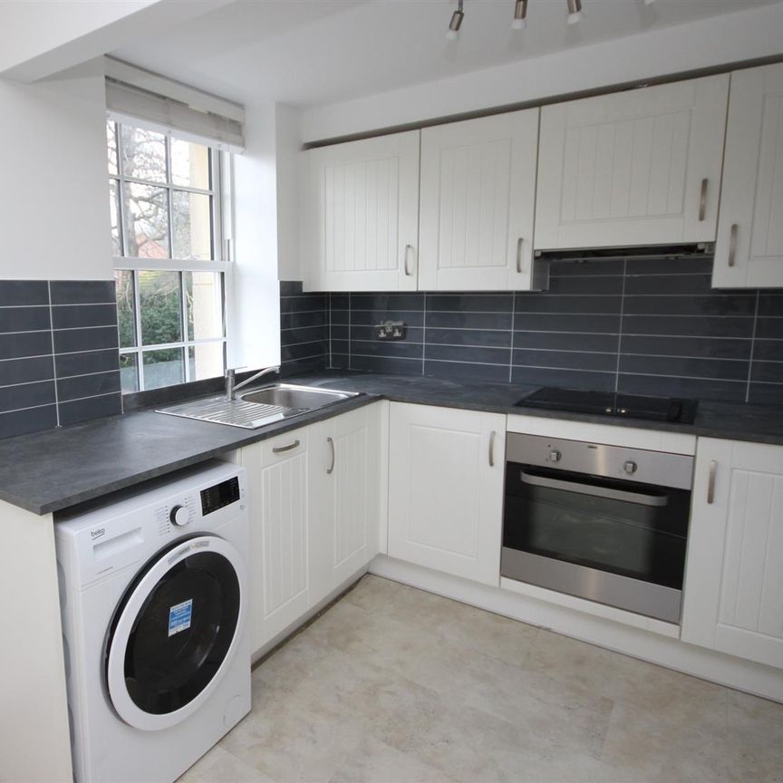 2 bed Flat for let - Photo 1