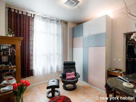 Logement à Paris, Location meublée - Photo 4