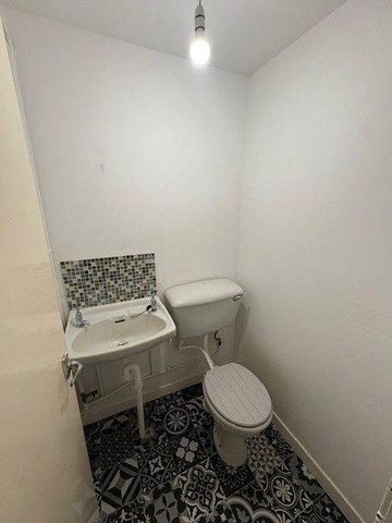 3 bedroom detached house to rent - Photo 5