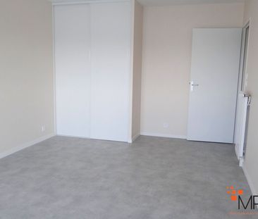 Location Appartement 2 pièces 46m² - Photo 4