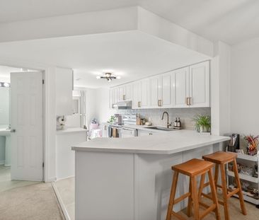 For Lease - 258 Chapman Mills Drive, Barrhaven, Ontario - Photo 5