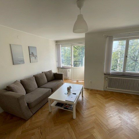 Ekensbergsvägen, Solna - Photo 1