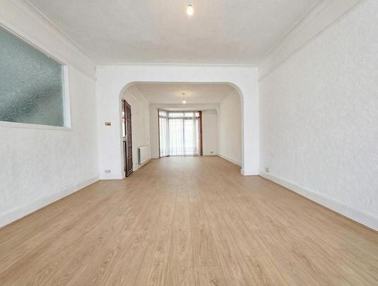 3 bedroom semi-detached house to rent - Photo 1