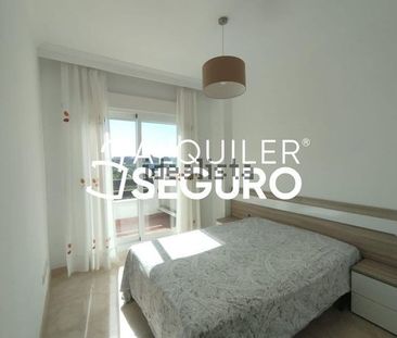 Alquiler de piso en Calle Cartajima - Photo 1