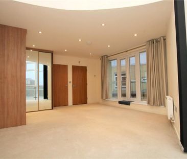 3 bedroom apartment to rent - Photo 5