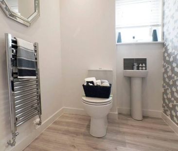 3 bedroom semi-detached house to rent - Photo 6