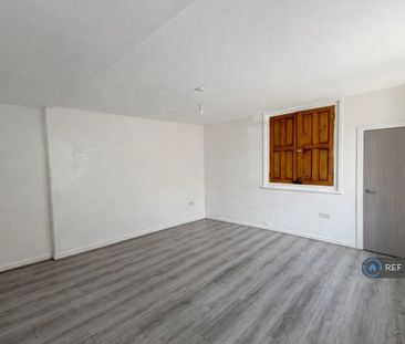 3 bedroom penthouse to rent - Photo 6