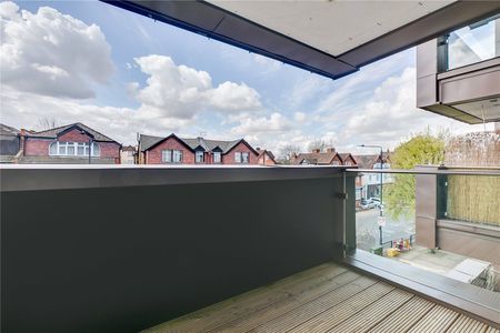 Electric House, London, NW2 - Photo 4