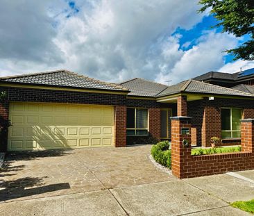 4 Bedroom Stunning Family Home! - Photo 6