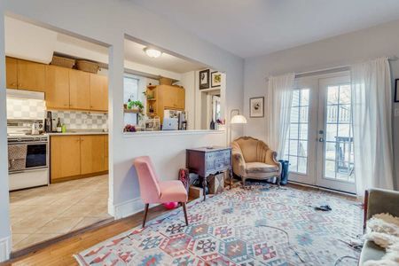 For Lease - 61 Rusholme Park Crescent Unit# Main, Toronto, Ontario - Photo 3