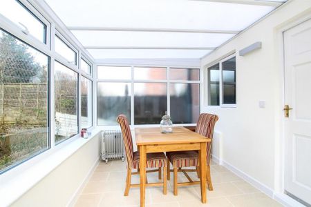 2 bedroom semi-detached house to rent - Photo 4