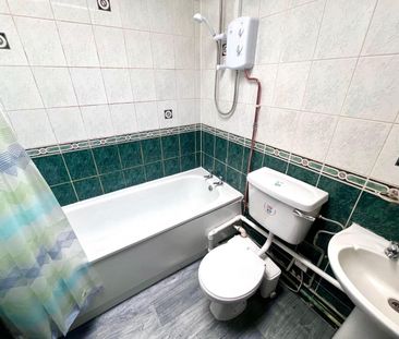 1 bedroom Flat To Let - Photo 4