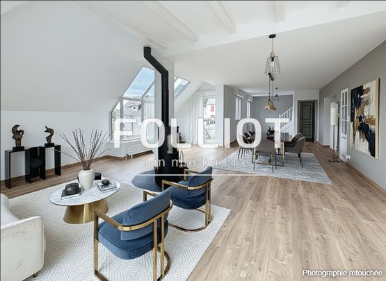 A louer : Maison d'architecte à Fougères 6 pièce(s) 149.78 m2 - Photo 1