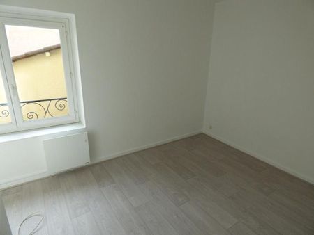 Location Appartement 3 pièces 69m² MACON 71000 - Photo 4