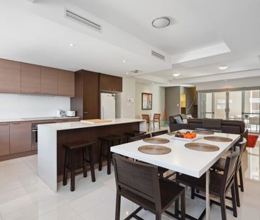 Executive 2x2 Townhouse Fully Furnished & Equipped !!! - Photo 4