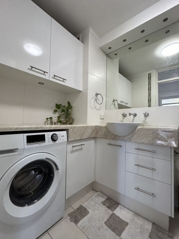 61/154 Mill Point Road, South Perth WA 6151 - House For Rent - $625 | Domain - Photo 3