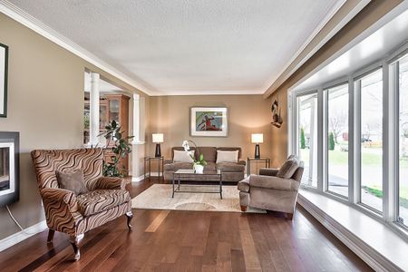 For Lease - 1454 Willowdown Road, Oakville, Ontario - Photo 3