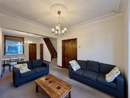 2 bedroom terraced house to rent - Photo 3