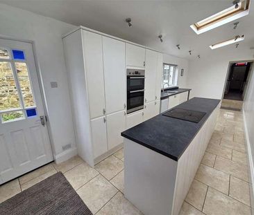 Truro, TR1 - Photo 1