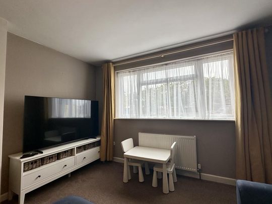 3 bedroom end of terrace house to rent - Photo 1