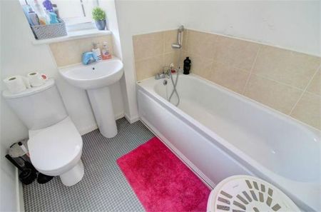 Juniper Drive, Fenham, Newcastle - Photo 2