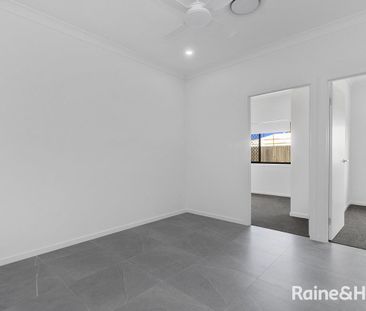 FAMILY HOME IN SHORELINE ESTATE - **BREAK LEASE** - Photo 4