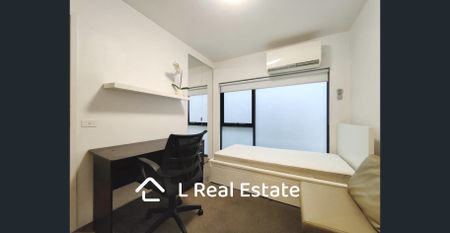 Furnished 2 Bedroom 2 Bathroom Apartment - Photo 4