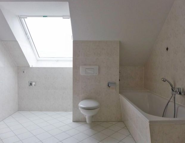 Dachgeschoss mit Ausblick! - Photo 1