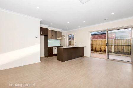 9 Magellan Crescent, - Photo 2