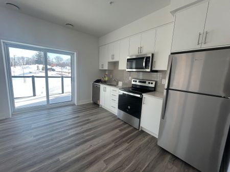 For Lease - 1100 Lackner Place Unit# 120, Kitchener, Ontario - Photo 2