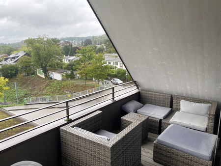 Stilvolle Dachwohnung in bester Wohnlage von Arlesheim - Foto 3