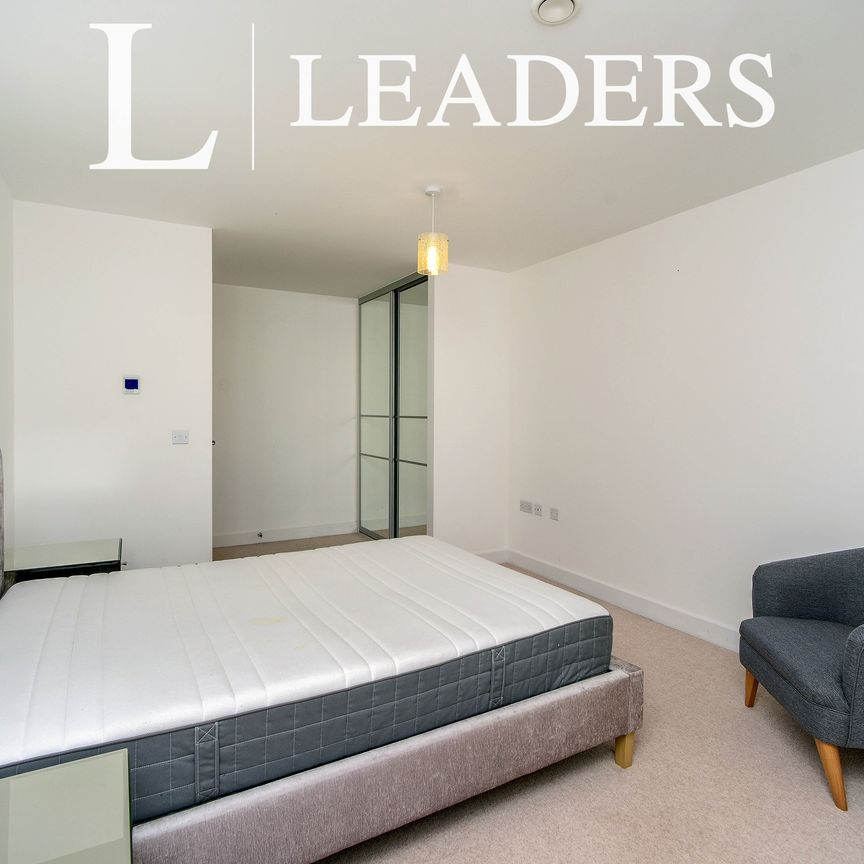 2 bedroom apartment to rent The Boardwalk, Brighton, BN2 - Photo 1