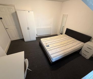 Liquid error: internal, Birmingham - Photo 6