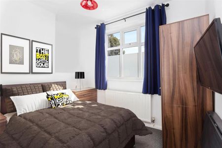 1 bedroom in a house share to rent - Photo 5