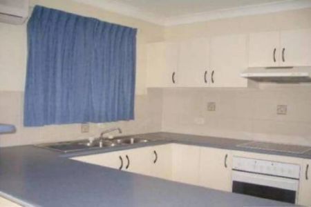 Spacious Unit in Convenient Location - Photo 2