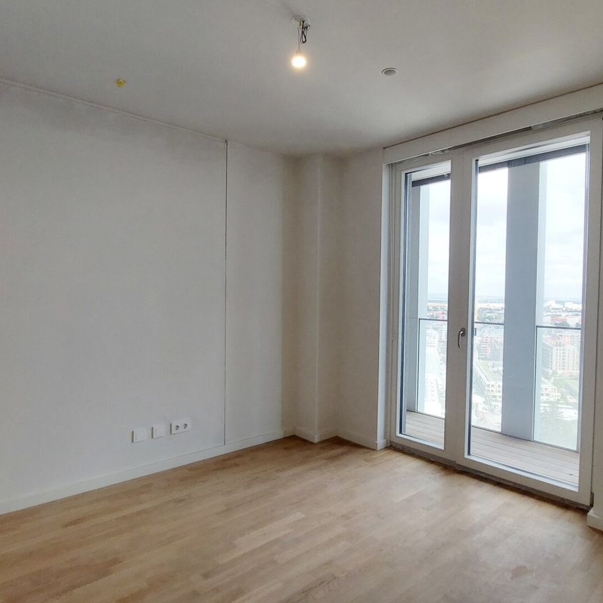 Exklusiver Erstbezug mit Rooftop Spa – Tower Homes im V22 - Photo 1