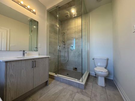 For Lease - 138 Seguin Street, Richmond Hill, Ontario - Photo 3