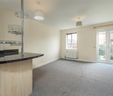 2 bedroom end of terrace house to rent - Photo 1