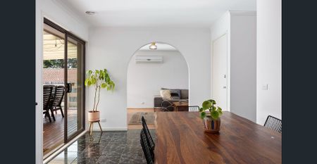 Perfect Location!!! - Photo 3