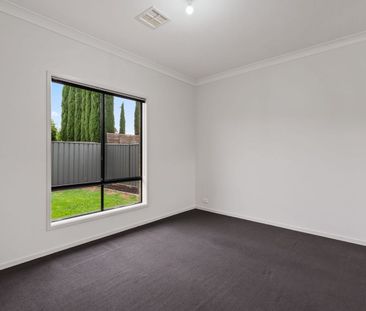 Contemporary Living in a Family-Friendly Location - Photo 2