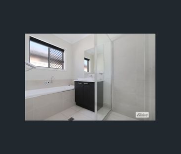 Family Home in Whitebox! - Photo 6