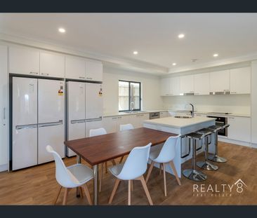 663 Creek Road, Mansfield, Qld 4122 - Photo 4